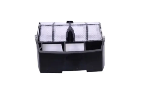 Filtr powietrza do pilarki MS440 Stihl, czarny z przezroczystą siatką. Widok frontalny z widocznymi otworami zapewniającymi przepływ powietrza. Zapewnia czystość powietrza podczas pracy narzędzia.