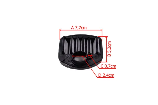 Czarny filtr powietrza do pilarki Husqvarna 357XP, plastikowy, 7,7 cm szer., 5,2 cm wys., frontalny widok z rowkami, otwór centralny 2,4 cm średnicy z oznaczeniami wymiarów.