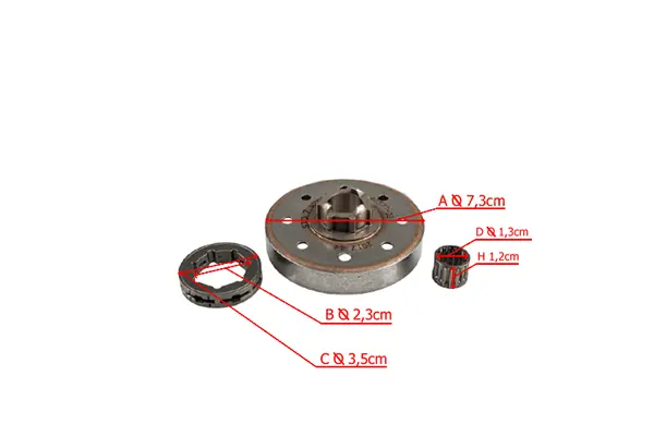 Bęben sprzęgła pilarki Husqvarna 555/560XP, metaliczny, z centralnym otworem. Widoczne pierścień zębaty (Ø 7,3 cm), osadczy (Ø 2,3 cm), adapter (Ø 3,5 cm), nakrętka (Ø 1,3 cm) i tuleja (wys. 1,2 cm) na białym tle.