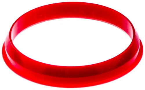 Czerwony pierścień pilarki Husqvarna 357XP, 359, trwały materiał, okrągły, gładki, na jednolitym tle, bez napisów, idealny do narzędzi ogrodniczych.