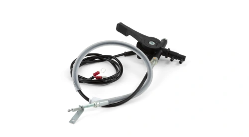 Zdjęcie przedstawia dźwignię gazu zagęszczarek LT 6005 i LT 5005 marki Husqvarna. Dźwignia w kolorze czarnym z widocznym okablowaniem. Jest to kompletna dźwignia gazu do zagęszczarek