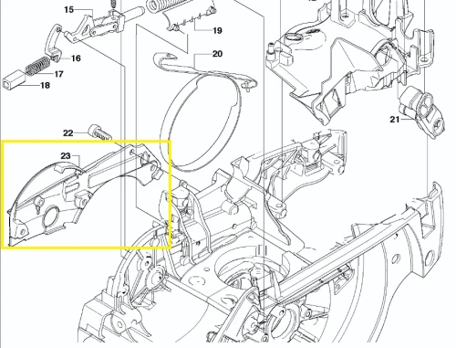 Żółta pokrywa piasty pilarki Husqvarna 570, 576XP z widocznymi wypustkami mocującymi. Zmontowana na korpusie, chroni piastę, prezentowana na neutralnym tle z boku.