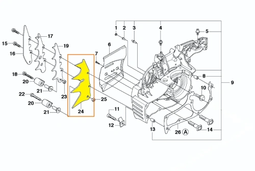 Ostroga pilarki Husqvarna 570 w kolorze metalicznym, o stalowej konstrukcji, widok z boku, złożona, ukazuje detale mocowania oraz elementy wewnętrzne. Przedmiot leży na białym tle, co zwiększa jego widoczność.