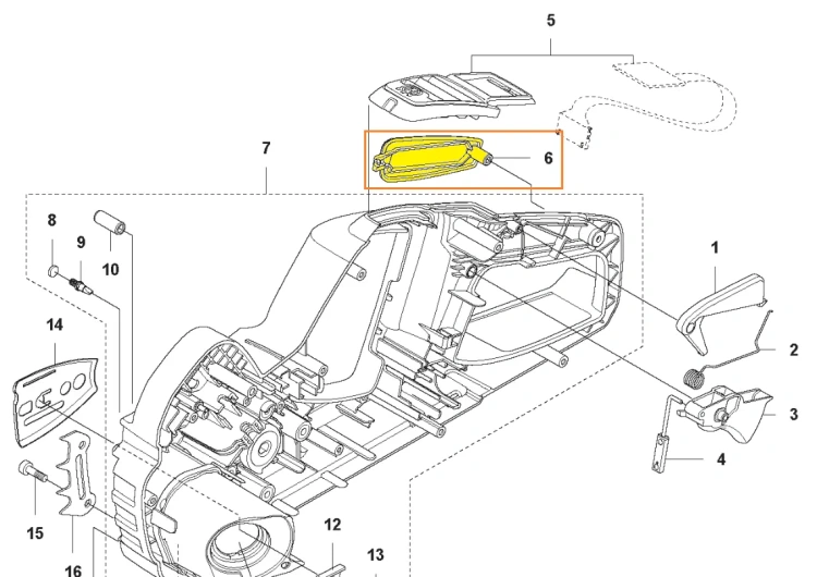 Wkładka uchwytu pilarki 535i XP Husqvarna, zdjęcie schematu, produkt oznaczony kolorem żółtym, w tle widoczne inne części pilarki,