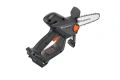 Minipilarka Husqvarna Aspire™ P8X-P4A, ciemnoszara z pomarańczowymi akcentami, z ergonomicznym uchwytem i metalowym łańcuchem, na stabilnej podstawie. Idealna do precyzyjnego cięcia w ogrodzie, z logo Husqvarna.