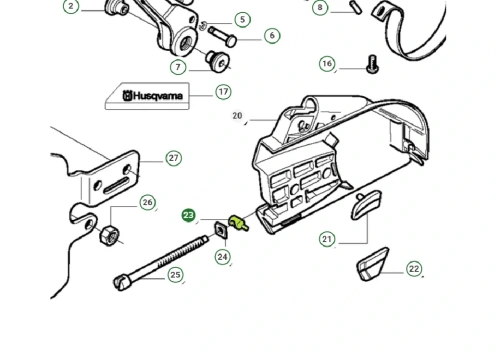 Zapadka pilarki Husqvarna 3120XP w układzie bocznym, z widocznym detalem w kolorze zielonym. Elementy pokazane w zbliżeniu, wyeksponowane detale mocowania. Tło neutralne, białe; łatwe do odczytania oznaczenia komponentów.