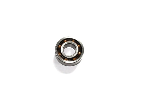 Łożysko kulkowe ze stali, metaliczne, z brązowymi kulkami w rowku i gładkim otworem, na białym tle, do pił Husqvarna 570, 346XP, 576XP, 353, widok z góry.