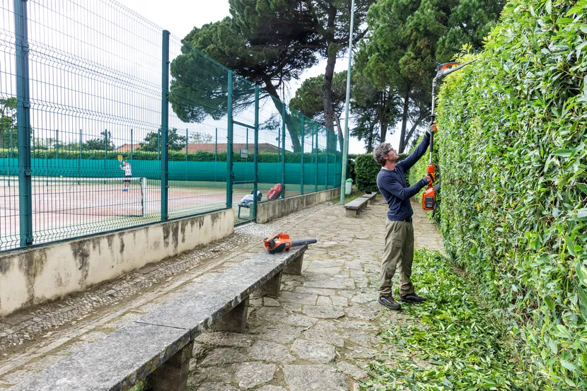 Nożyce do żywopłotu na wysięgniku 520iHE3