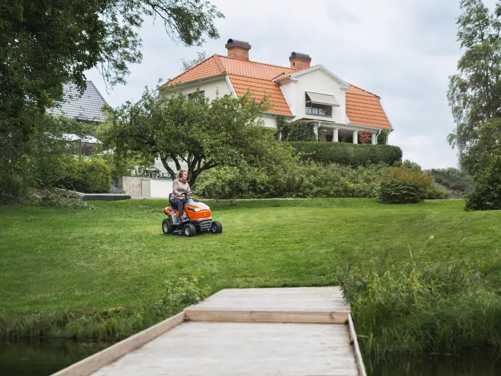 traktor TS 114 husqvarna
